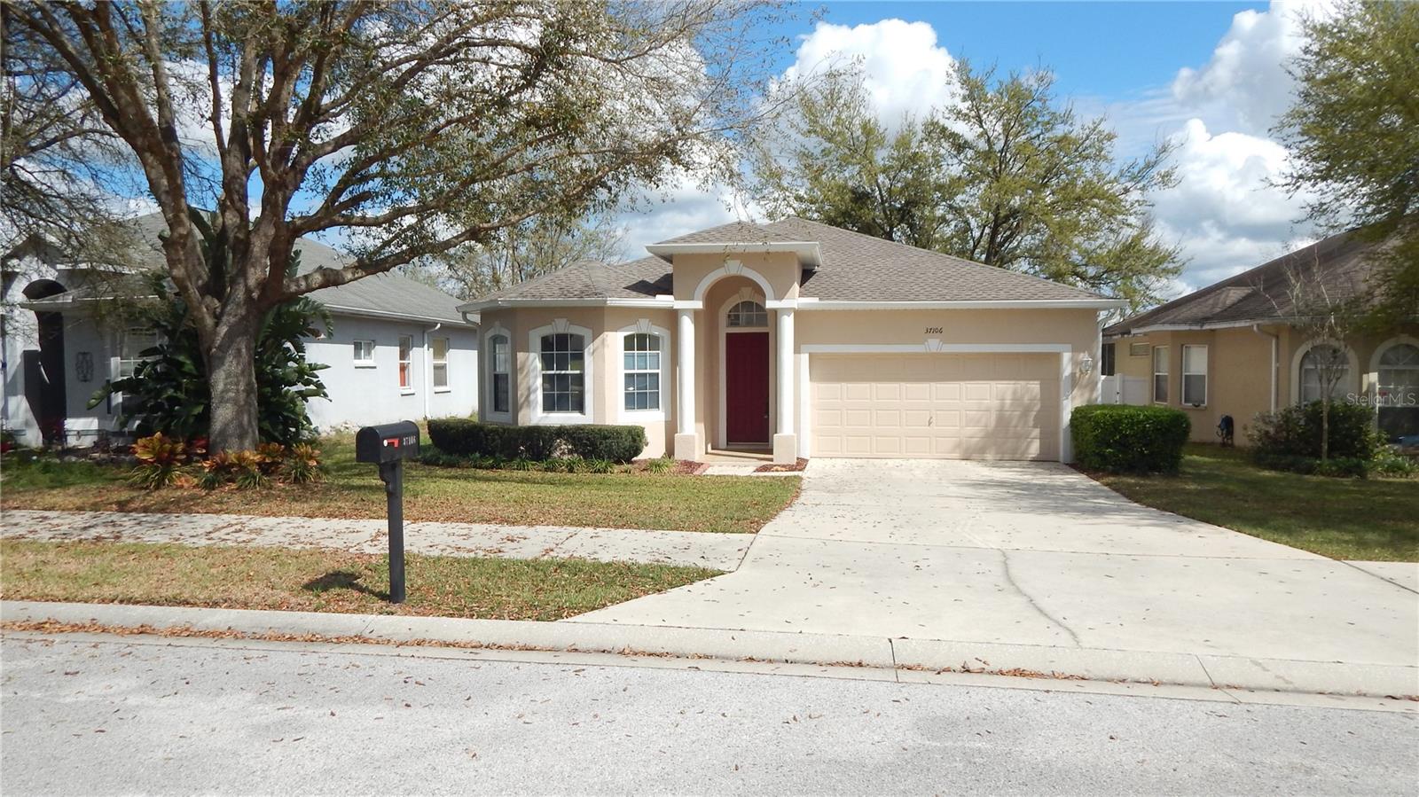 37106 HIGHLAND BLUFF CIR